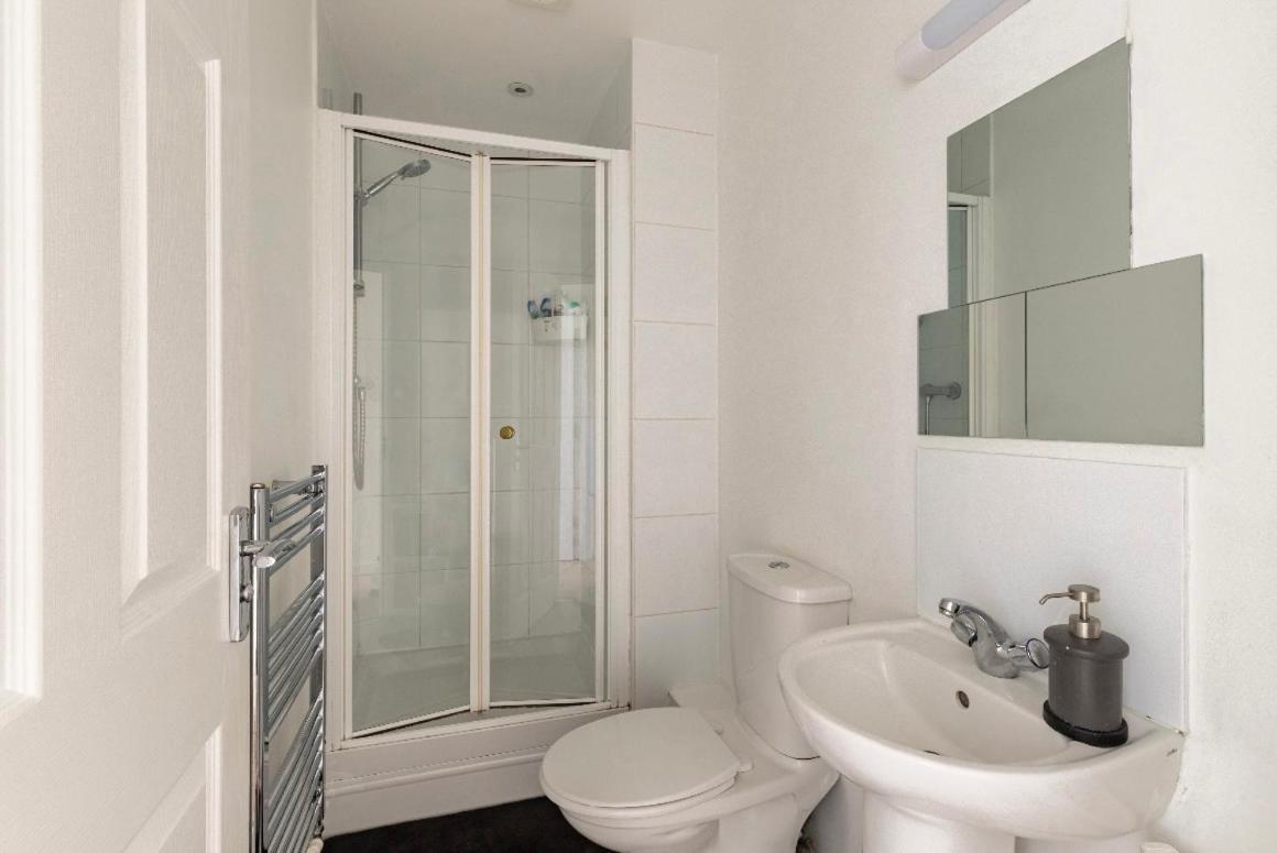 Town Centre White House Apartment Bournemouth Bagian luar foto