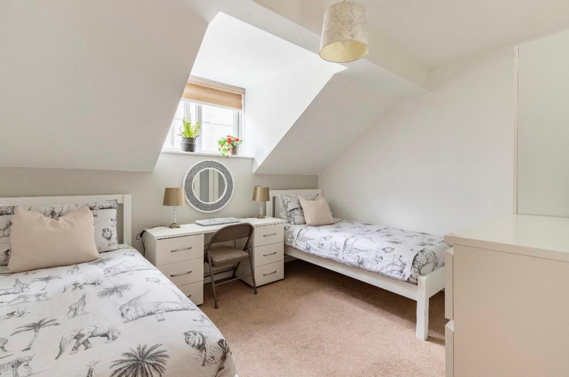 Town Centre White House Apartment Bournemouth Bagian luar foto